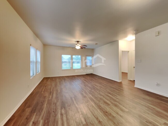 Foto del edificio - 2838 Wisner Cir