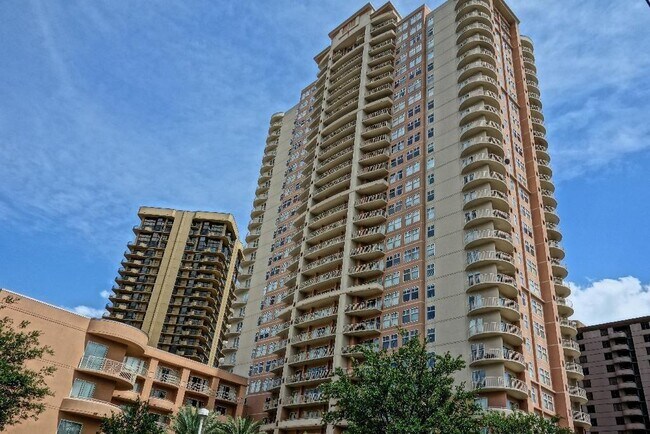 Foto del edificio - 3505 Sage Rd