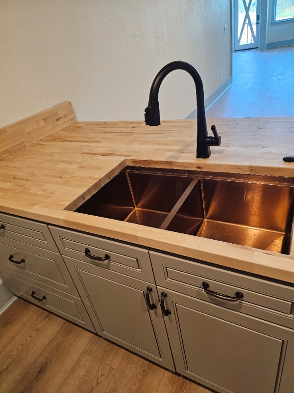 Photo - 8510 Coppock Rd House