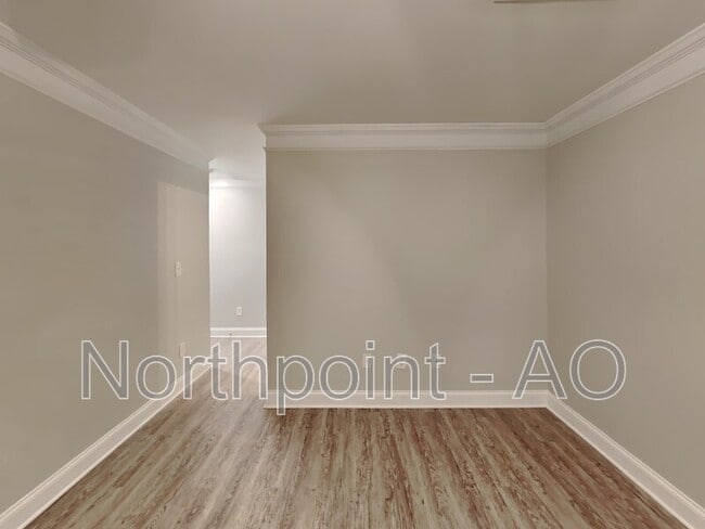 Building Photo - 5279 Hanover St