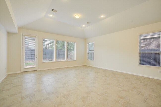 Foto del edificio - 24018 Adobe Ridge Ln