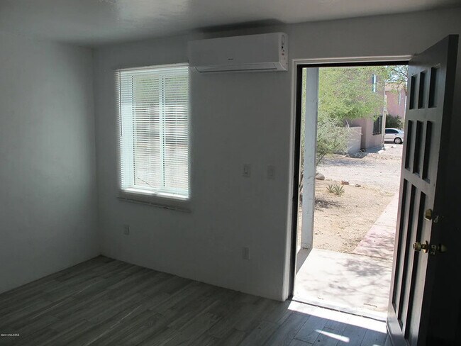 Foto del edificio - House for Rent