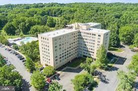 Foto del edificio - 6641 Wakefield Dr