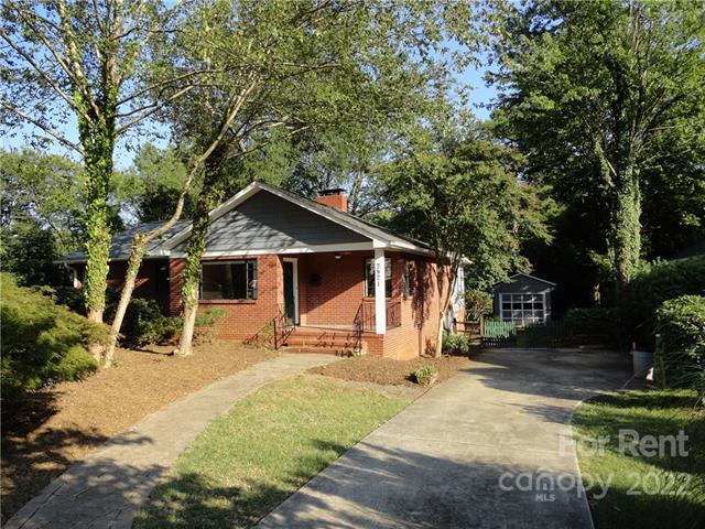 Primary Photo - 2921 Sunset Dr