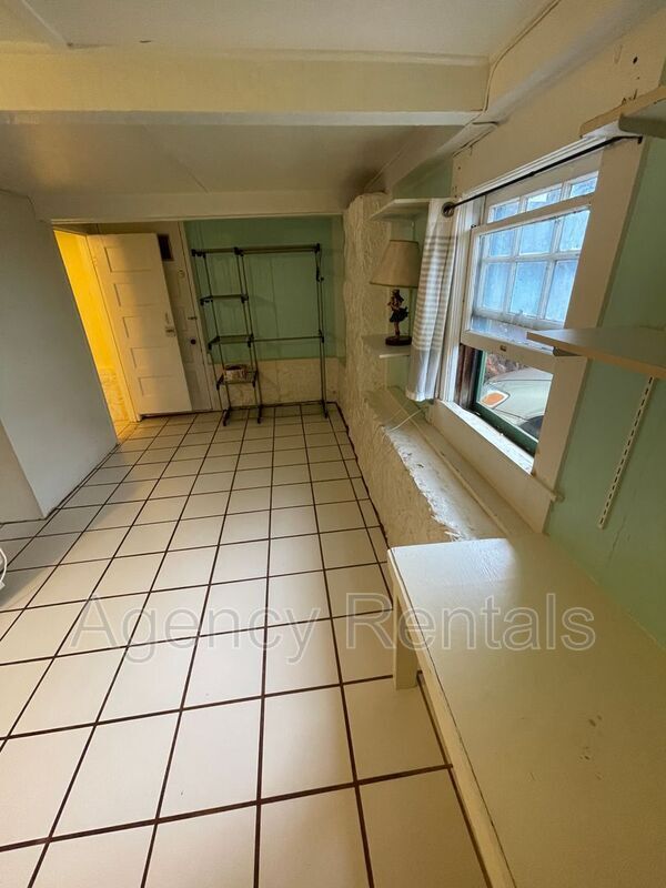 Foto del edificio - 4342 Sierra Dr