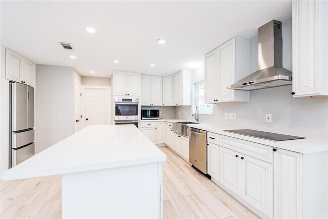 Building Photo - 5222 Braesheather Dr