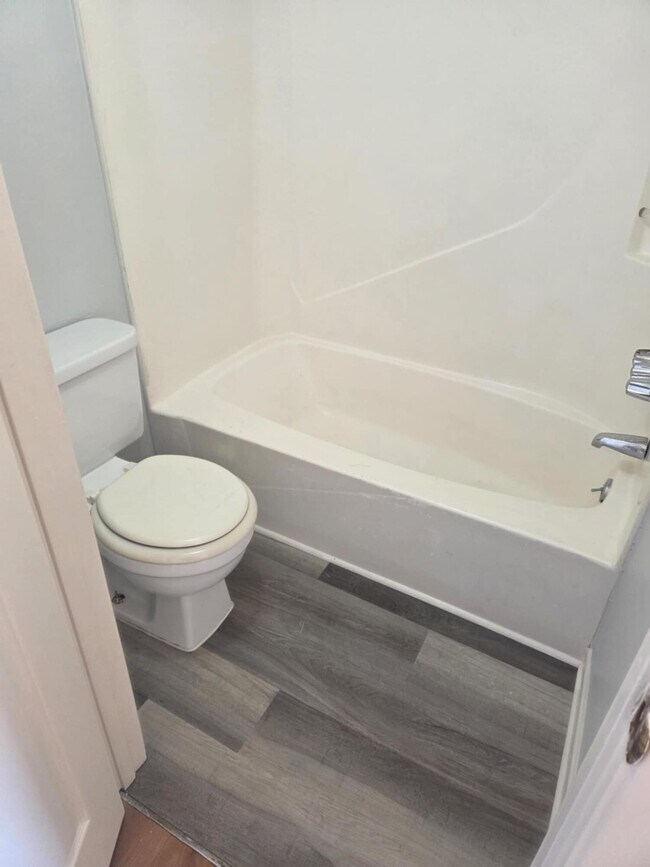 Foto del edificio - 14 Cape Dr NW