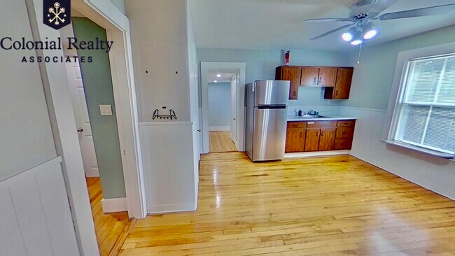 Building Photo - 153 Palfrey St