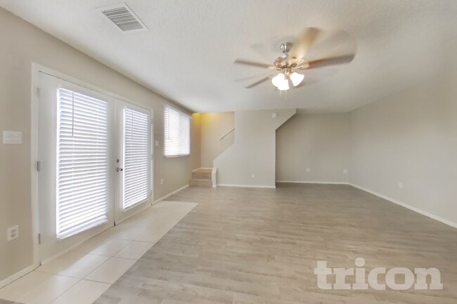 Building Photo - 4832 N 87th Ln
