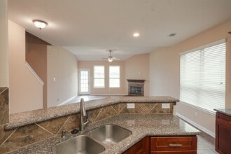 Building Photo - 3042 Camelia View Ln