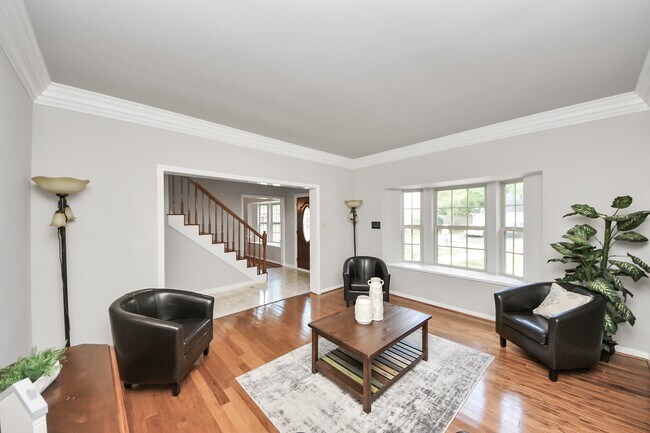 Building Photo - 20626 Chestnut Hills Dr