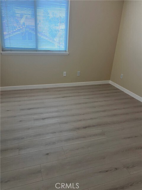 Building Photo - 1515 Cresta Rd