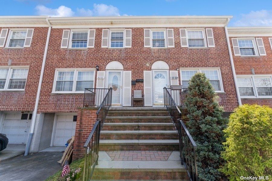 Primary Photo - 63-83-83 Douglaston Pkwy