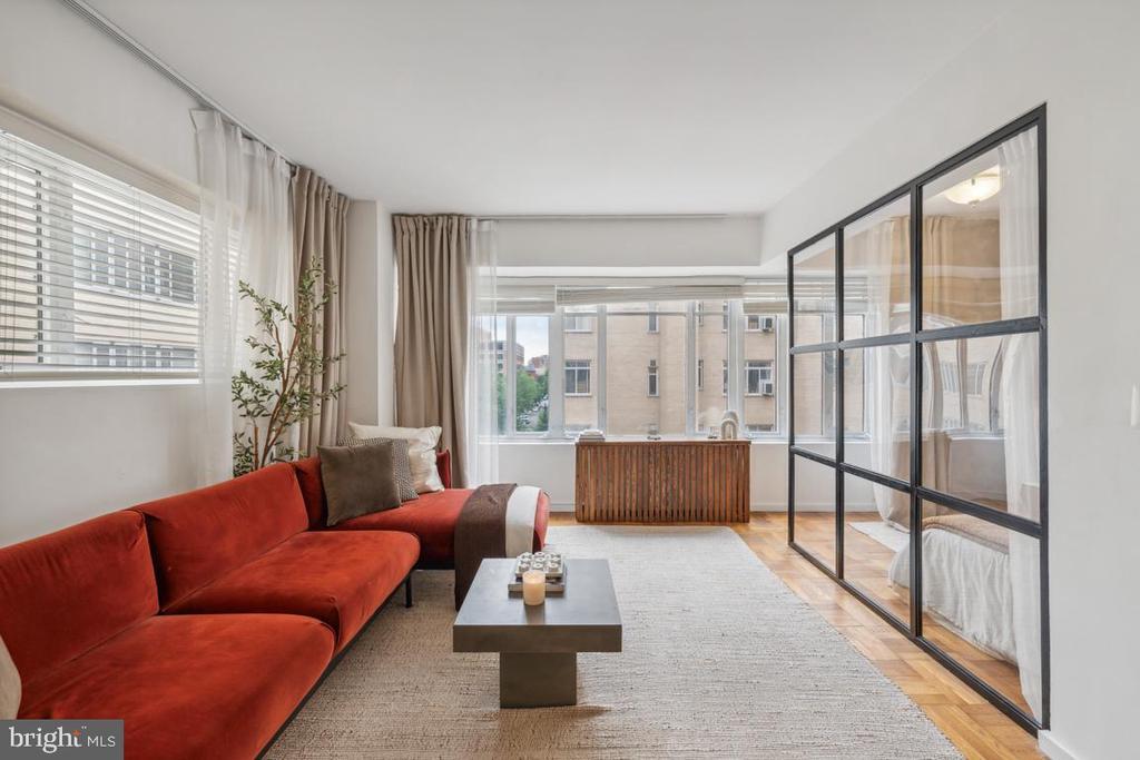 Foto principal - 1711 Massachusetts Ave NW