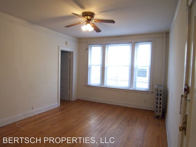 Building Photo - 4344 N Winchester Ave