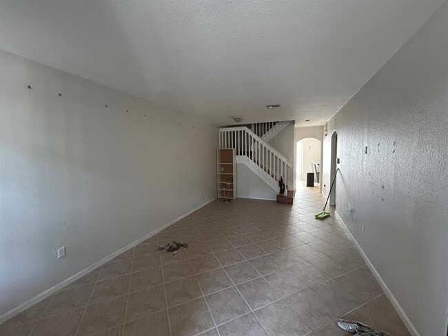 Building Photo - 2673 SW 85th Ave