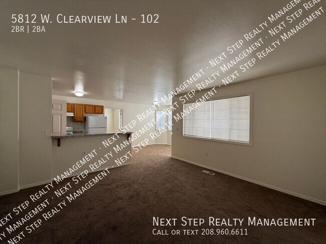 Foto del edificio - 5812 W Clearview Ln