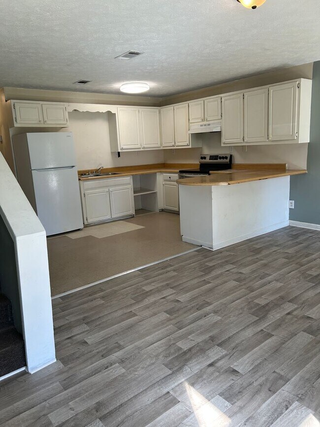 Foto del edificio - Renovated 3 Bedroom 2 Bath Home for Rent!