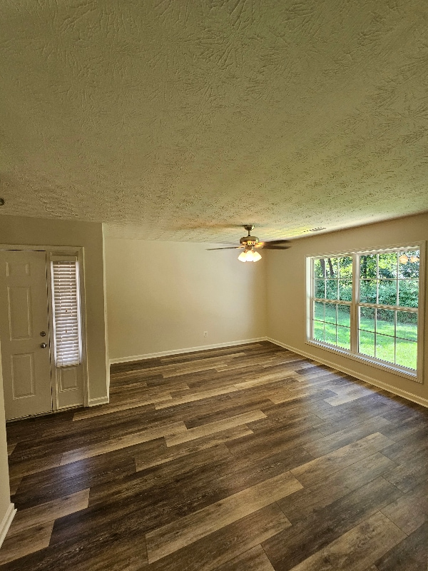 Building Photo - 4446 Township Dr