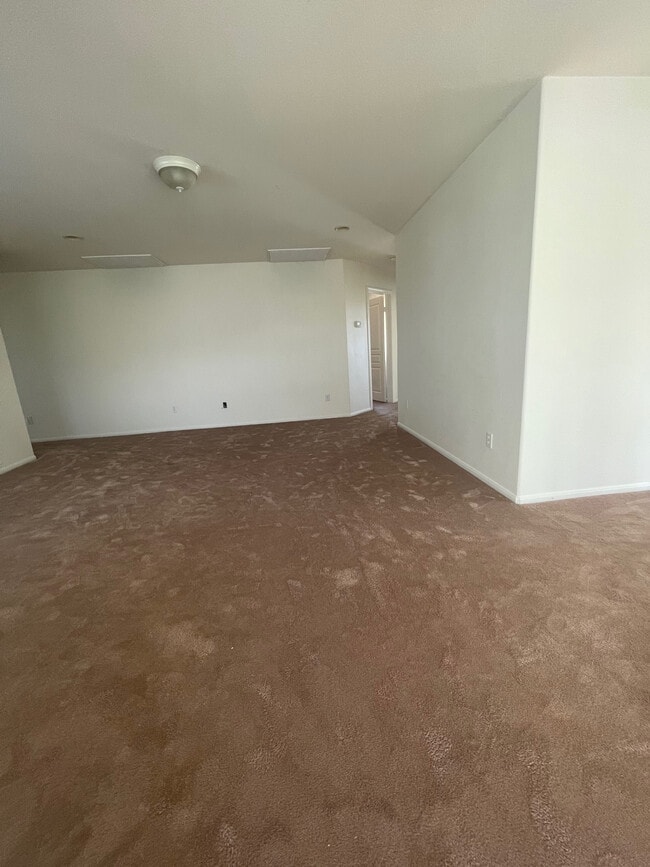 Photo - 1919 Sugar Maple Ln House