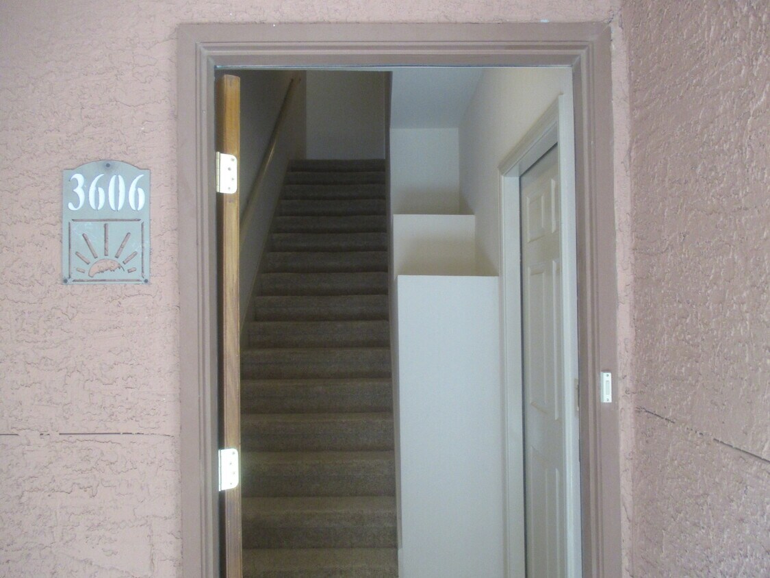 3650 Morningstar Dr, Las Cruces, NM 88011 Condo for Rent in Las Cruces, NM