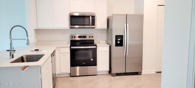 Building Photo - 89 Playa De Luna Ln