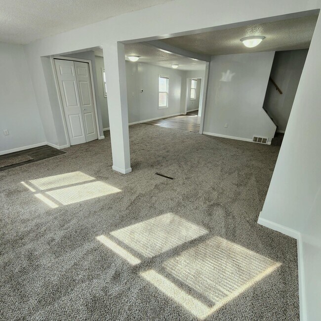 Foto del edificio - 1071 Norton St