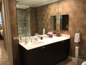 Building Photo - 24011 Via Castella Dr