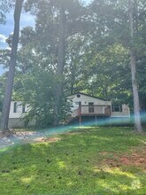Building Photo - 110 White Birch Dr