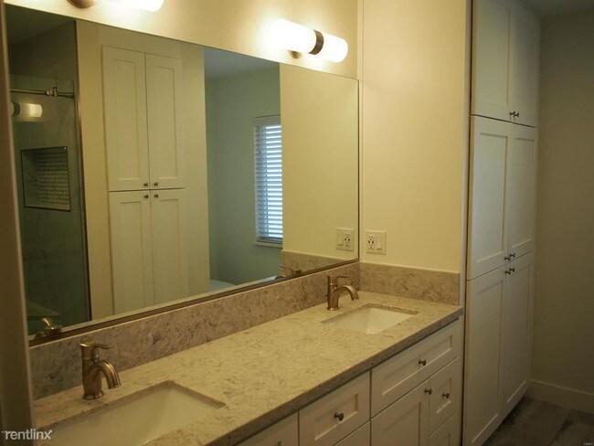 Building Photo - 4 br, 2 bath House - 211 Windtree Ave