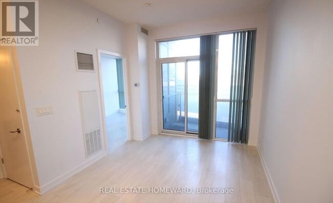 Building Photo - 50 Bruyeres Mews