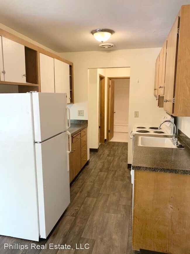 Foto del edificio - 6113 Roosevelt Way NE