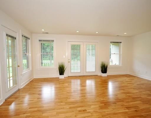 Building Photo - 32 Westvale Meadows
