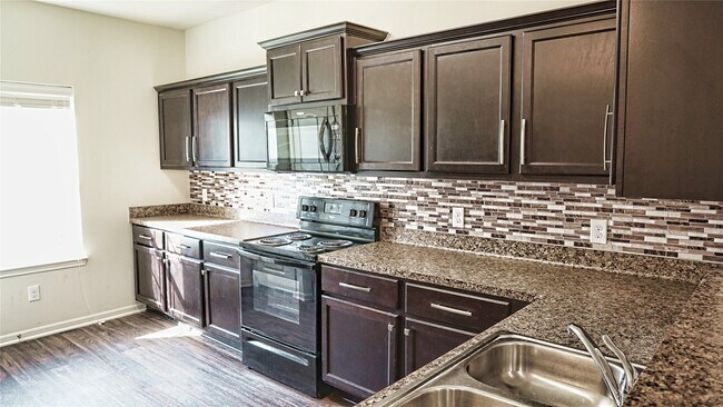 Foto del edificio - 10510 Pine Landing Dr