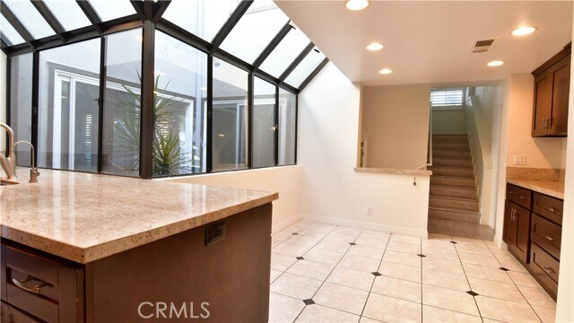 Building Photo - 27 Waterway