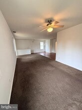 Building Photo - 1134 E Park Ave