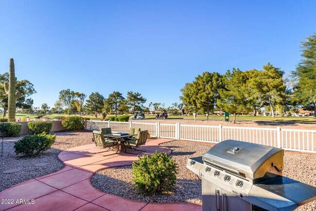 Foto del edificio - 10254 E Spring Creek Rd