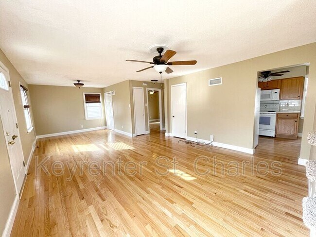Building Photo - 439 Caroline Ave