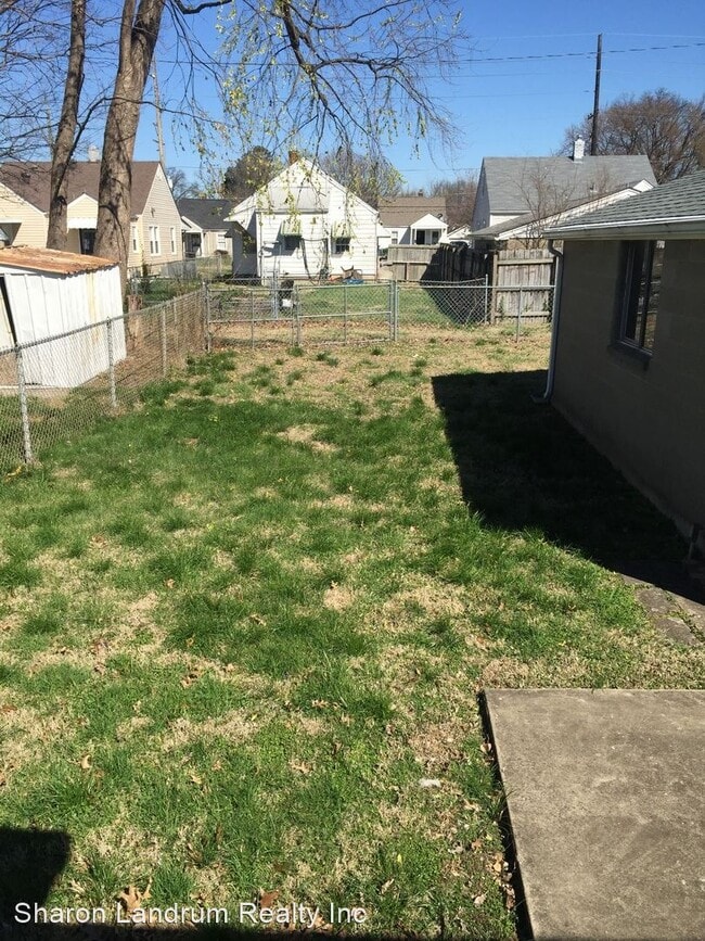 Building Photo - 3 br, 1 bath House - 1031 Hathaway