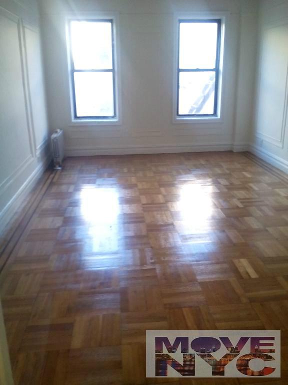 Building Photo - 100 E Mosholu Pky S