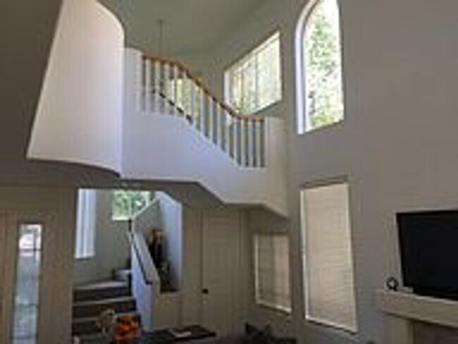 Foto del edificio - Beautiful 3 bd/2.5 bath Newbury Park Home