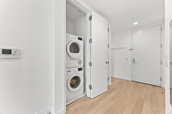 Foto del edificio - 160 1st St