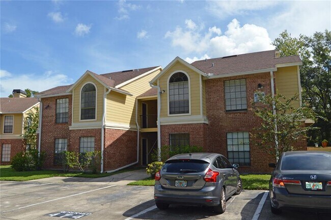 Foto del edificio - 8709 Fancy Finch Dr