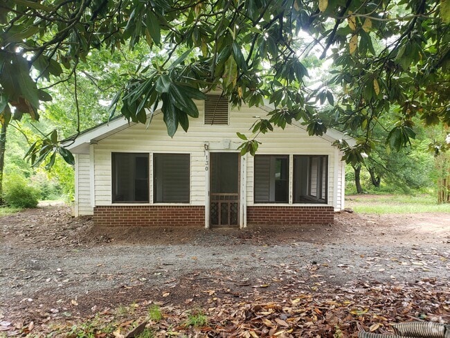 Building Photo - 130 White Horse Road Ext