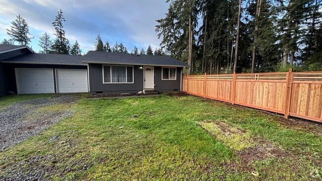 Private entrance — no shared doors! - 18609 78th Ave E