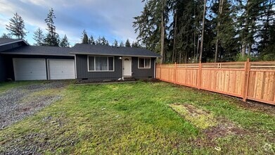 Private entrance — no shared doors! - 18609 78th Ave E
