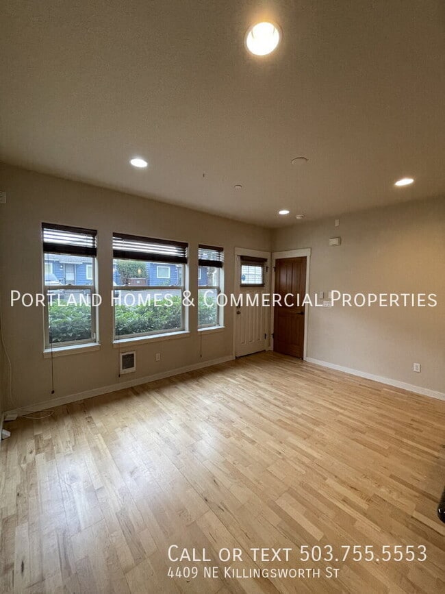 Building Photo - 4409 NE Killingsworth St
