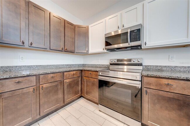 Foto del edificio - 2104 Penny Ln