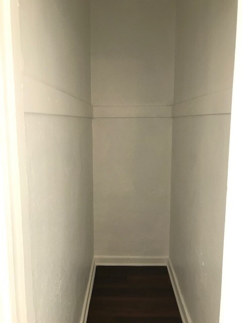 Foto del edificio - 127 N Edgemont St