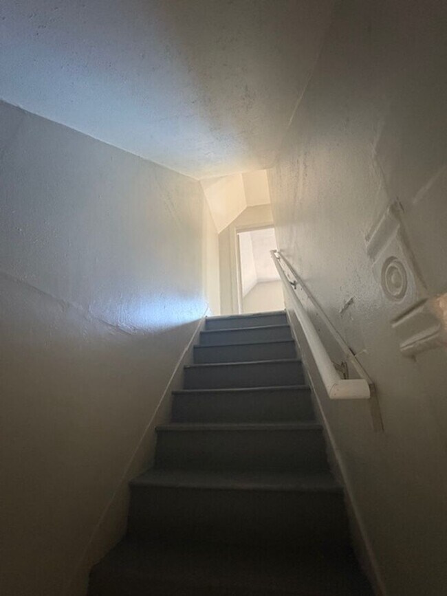 Foto del edificio - 2 bedroom / 2 bathroom signal family home ...